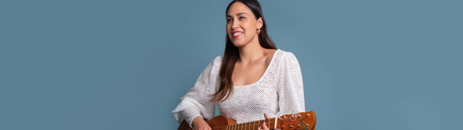 1600x450_Sonia_de_los_Santos_onsale3